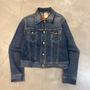Vintage y2k Women's Levi's Denim Jacket